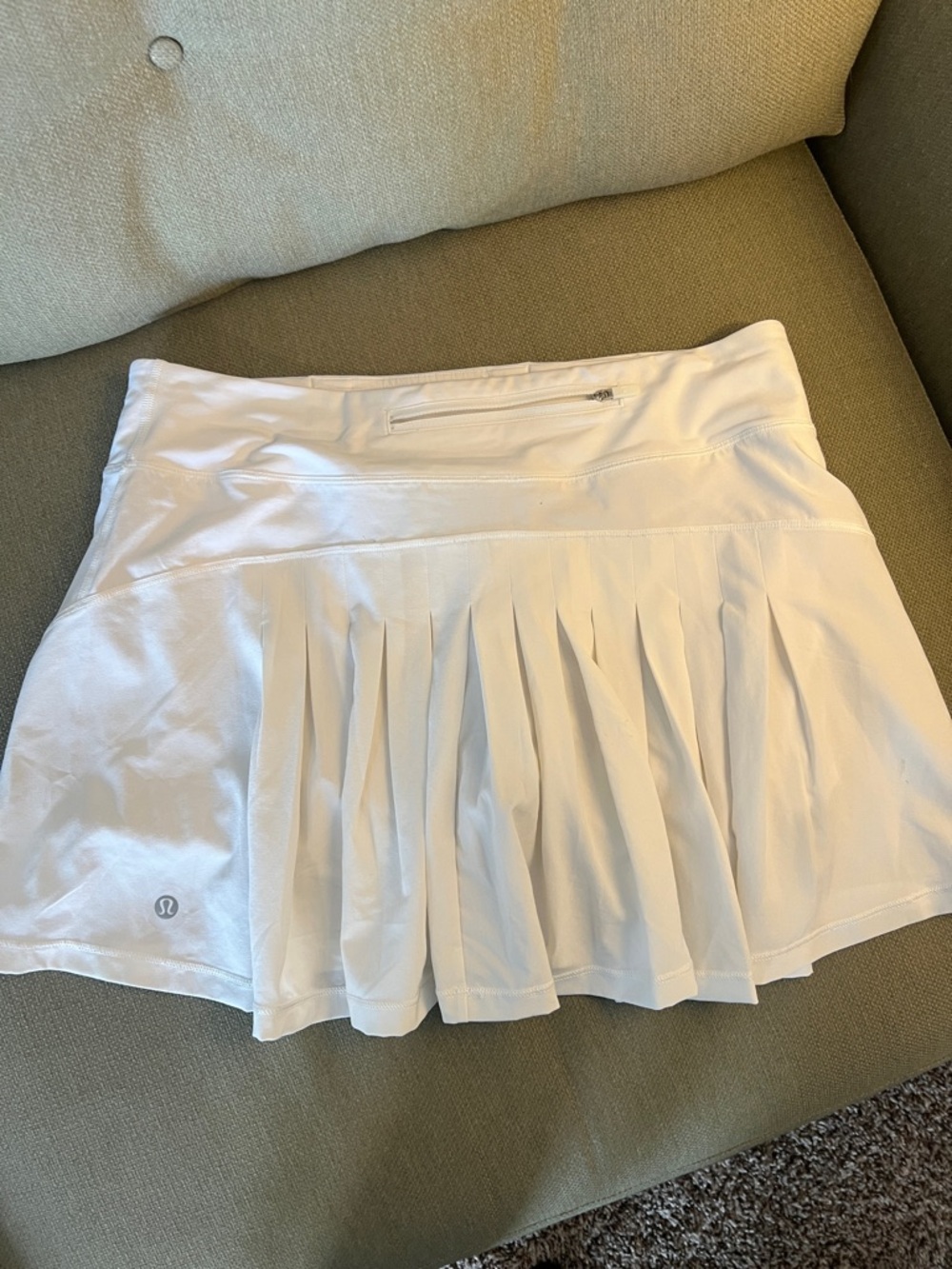 lululemon athletica White Women's sport tennis skirt size 8 great condition - Picture 2 of 5